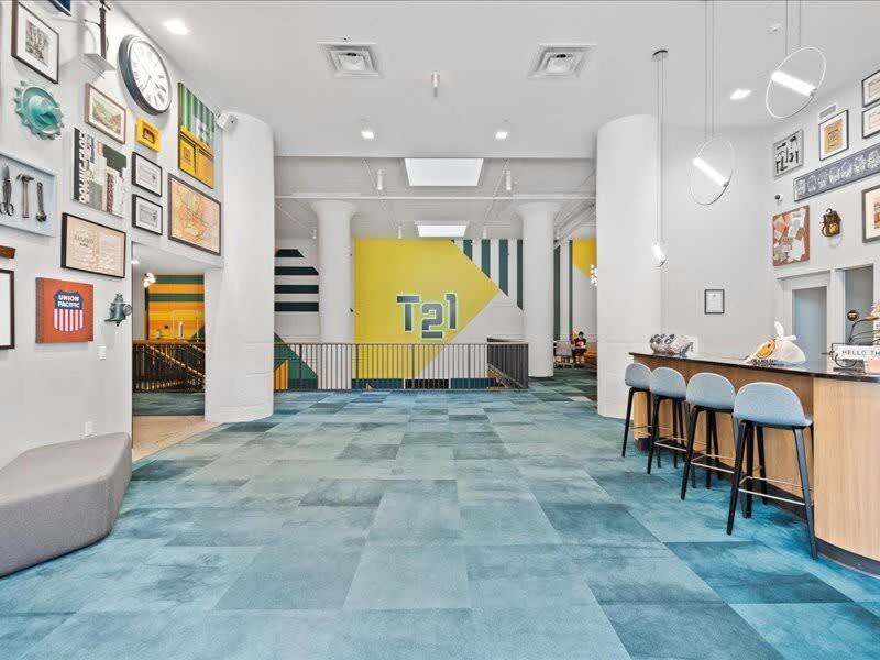 Cozysuites Trendy 1Br, Downtown Питтсбург Экстерьер фото